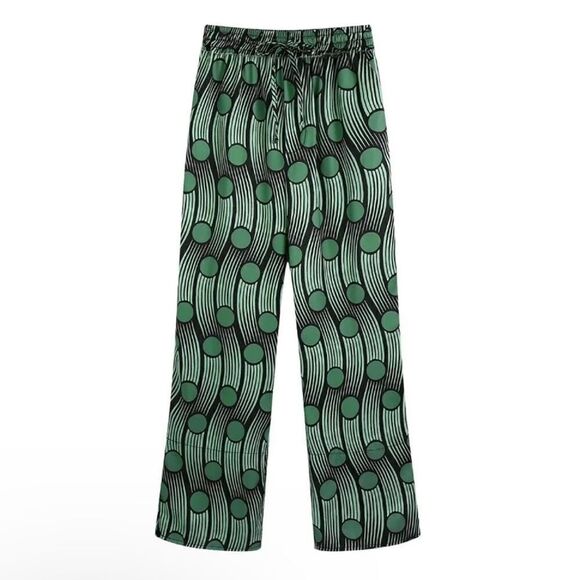 Zara Green & Black Printed Pants(Size Medium) - Picture 2 of 11